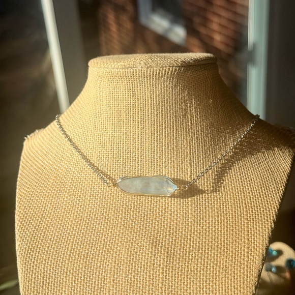 Blue aura pendant made in necklace - Picture 2 of 7